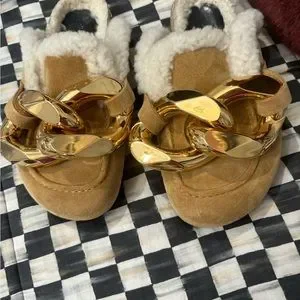 【送料&関税込】J.W. Anderson Shearling Chain Mules JW Anderson Chunky Napa Chain Slide Mules - Bergdorf Goodman